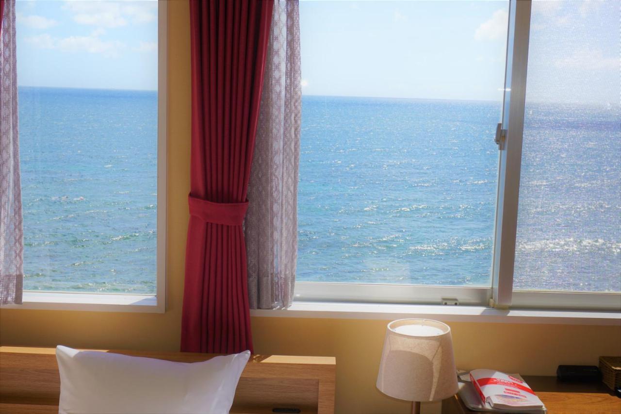 Okinawa Ocean Front Hotel Chatan Buitenkant foto